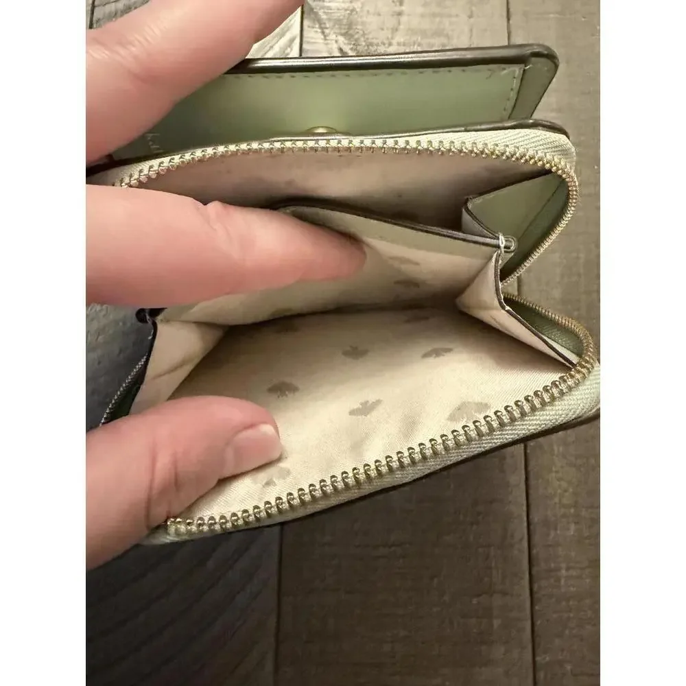 Kate Spade mint green wallet - Picture 10 of 13
